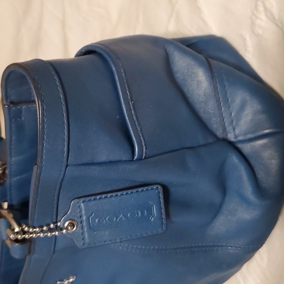 Blue coach bag great bag to drop stuff in and go. - Picture 2 of 10